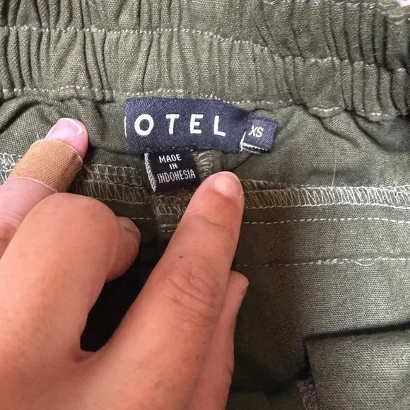 Motel Green Utility Cargo Pants | Size XS | Y2K Vibes Wide Leg - Picture 3 of 4